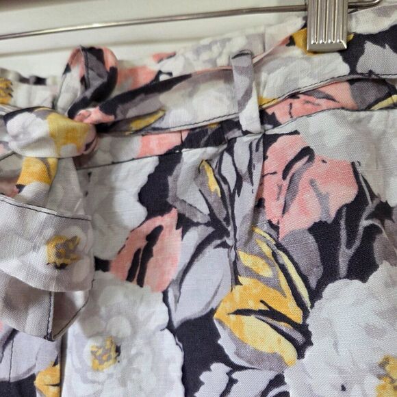 LIKE NEW LOFT FLORAL BELTED LINEN BLEND SHORTS SIZE LARGE WOMENS - Picture 4 of 16